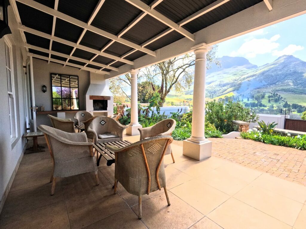 Banhoek Corner Guest house valley cottage terrace